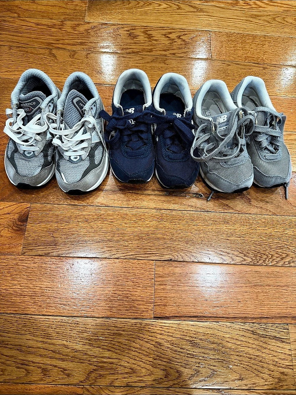 New Balance bundle of 3 Sneakers Kids Sneakers Gray & Blue Athletic